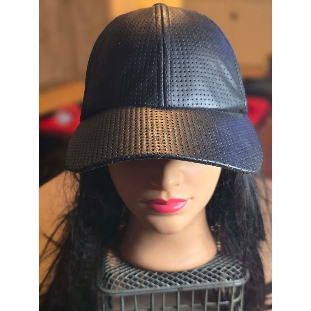 Artiza Wilfred Free vegan leather baseball cap